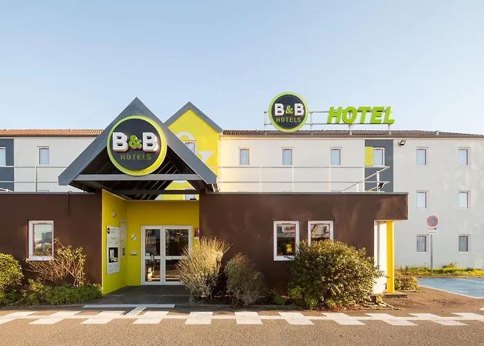B&B Hôtel MAUREPAS