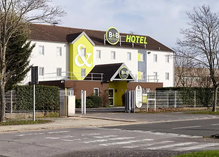 B&B Hôtel MAUREPAS