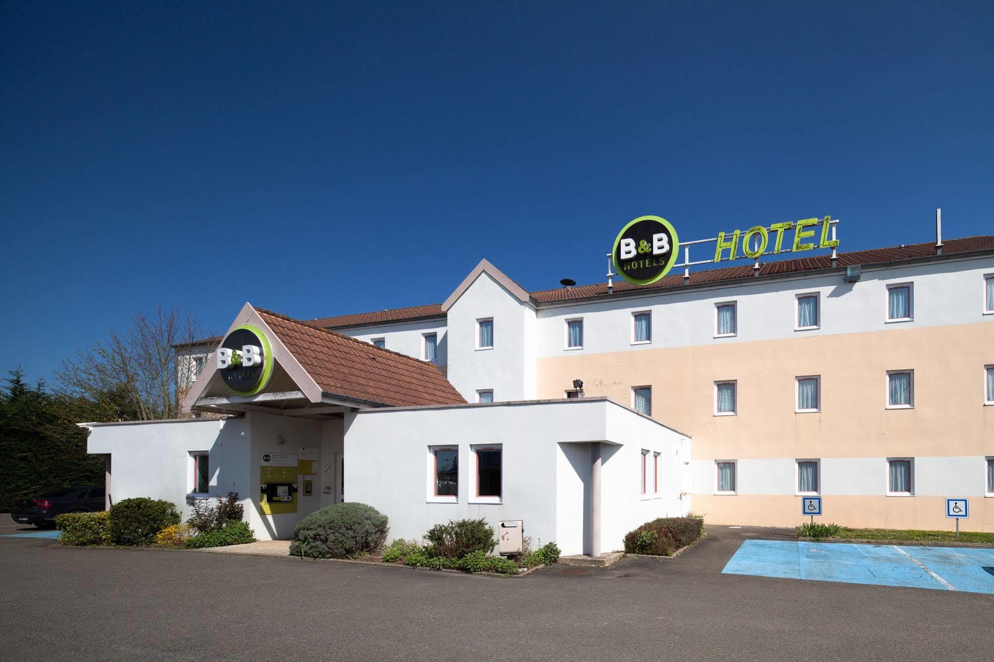 Hotel Maurepas 2*